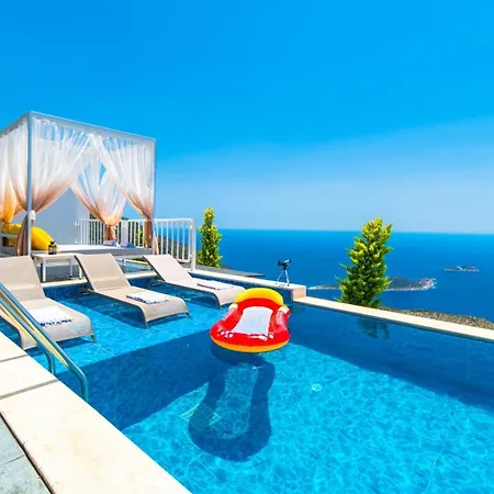 Villa Mulberry Collection *